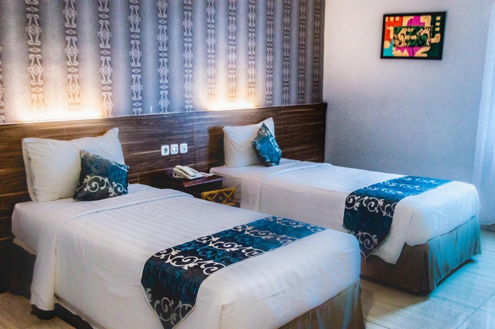 Grand Amira Hotel Solo, Azana Hotels Collection מראה חיצוני תמונה