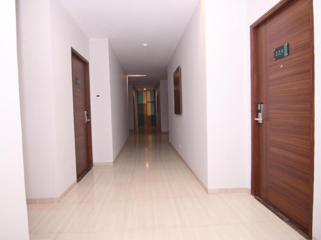 Grand Amira Hotel Solo, Azana Hotels Collection מראה חיצוני תמונה