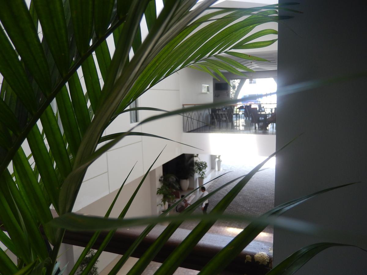 Grand Amira Hotel Solo, Azana Hotels Collection מראה חיצוני תמונה