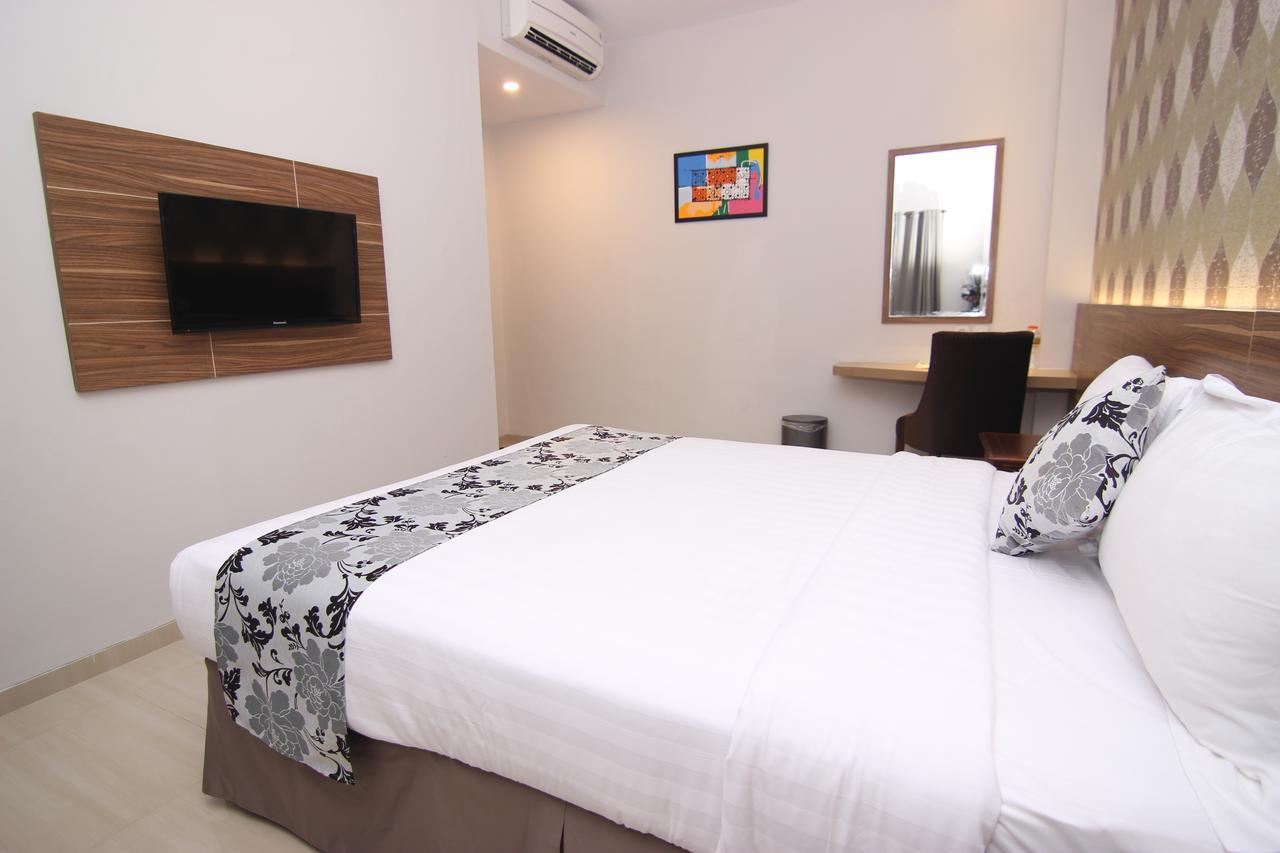 Grand Amira Hotel Solo, Azana Hotels Collection מראה חיצוני תמונה