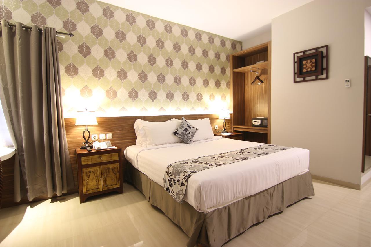 Grand Amira Hotel Solo, Azana Hotels Collection מראה חיצוני תמונה